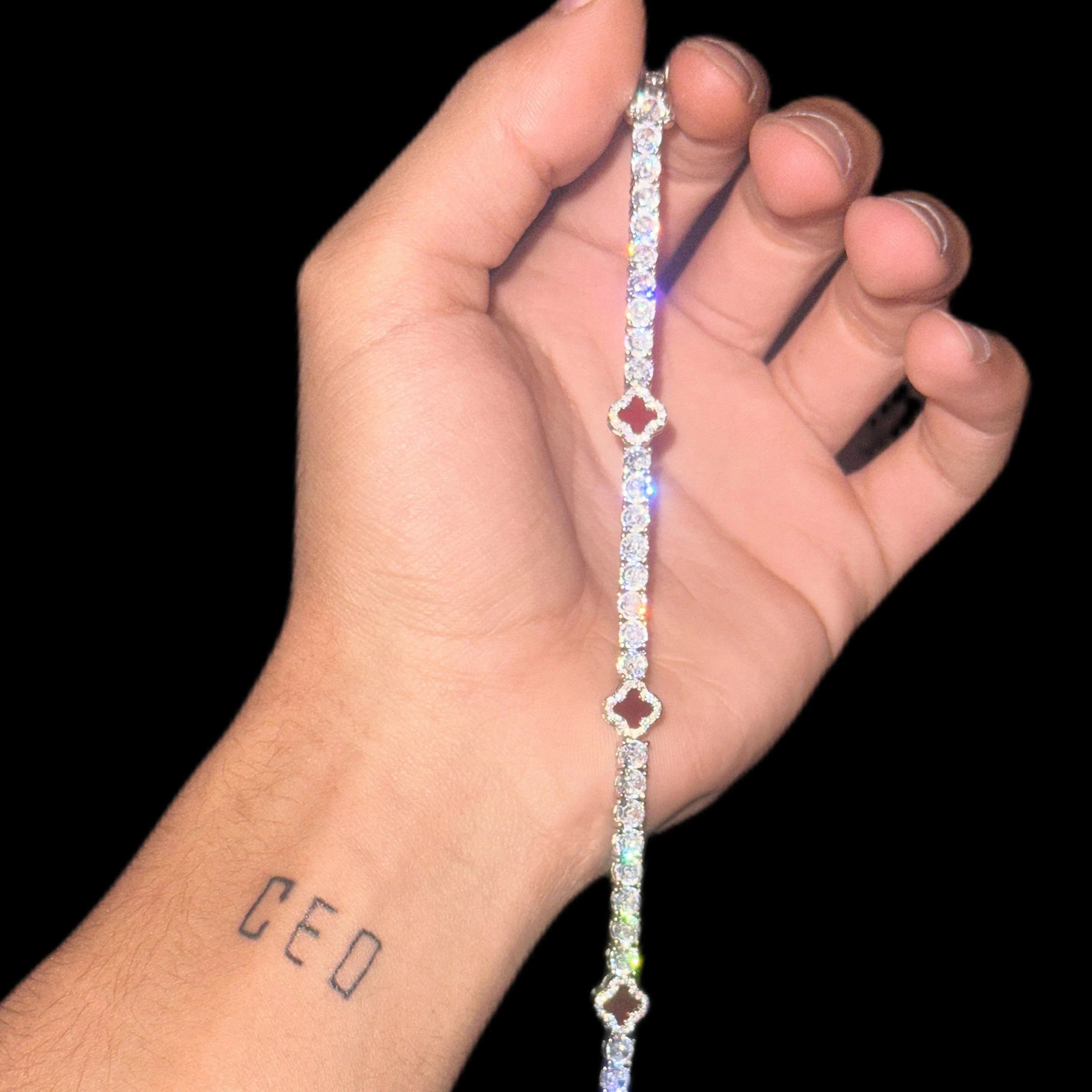 זהב לבן x אגט אדום