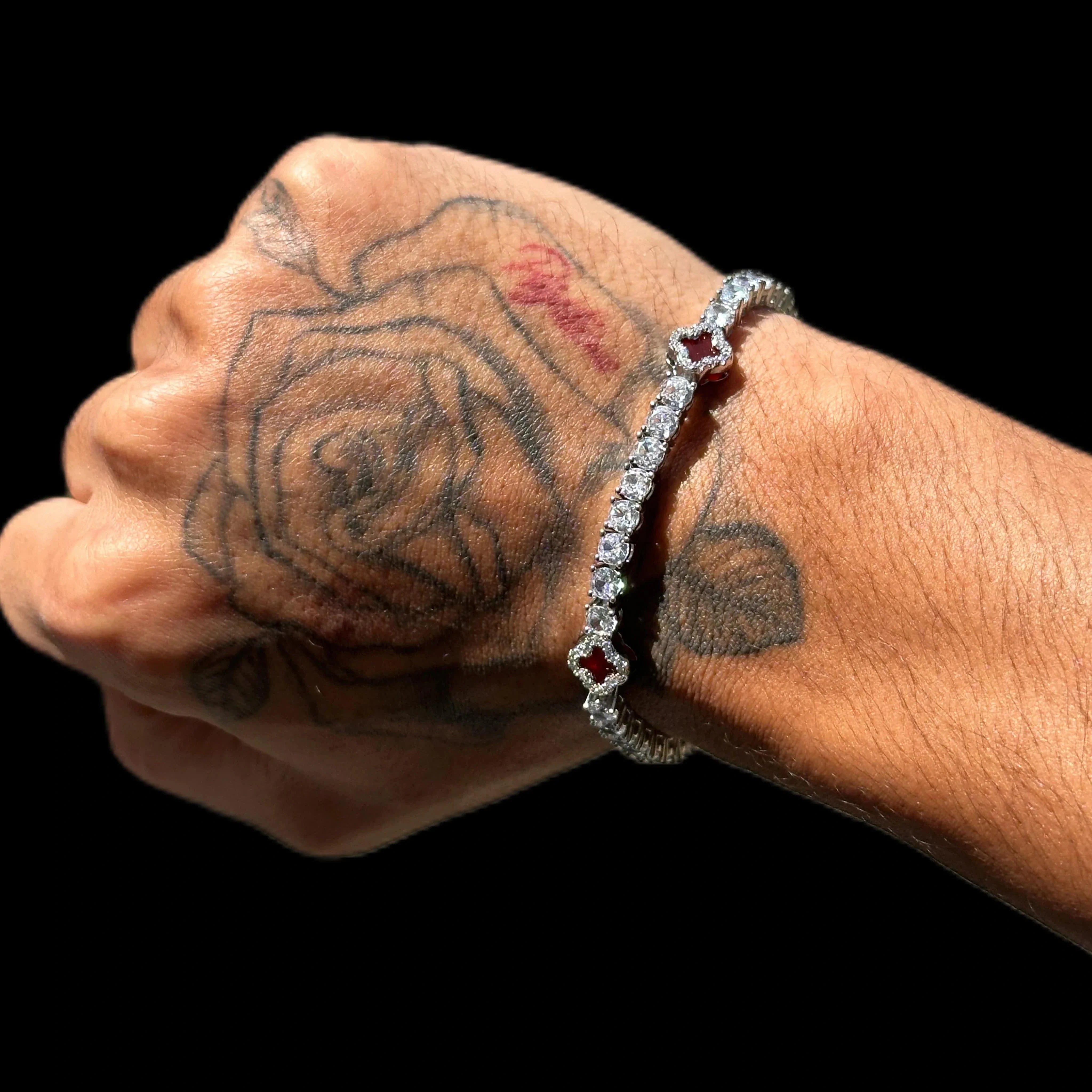 זהב לבן x אגט אדום